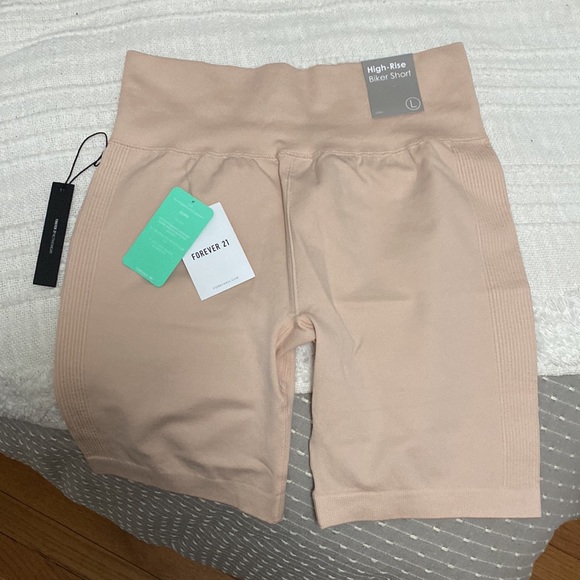 NWT forever 21 biker shorts - Picture 5 of 5